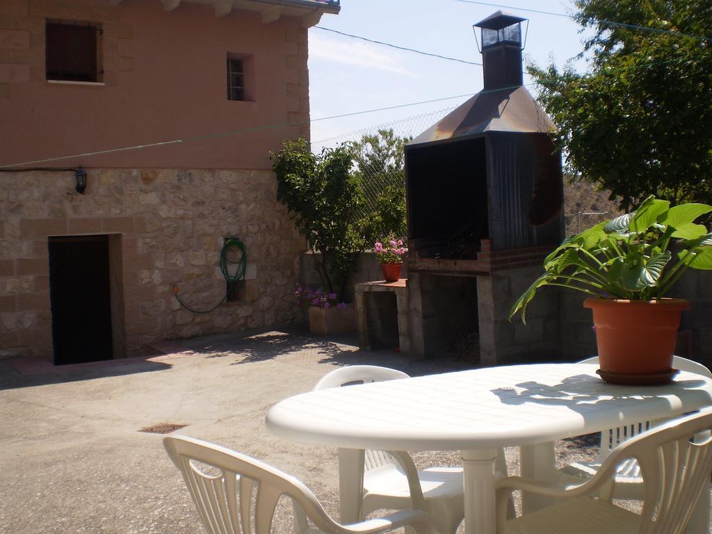 Los Olmos Holiday Home Fuentiduena ภายนอก รูปภาพ