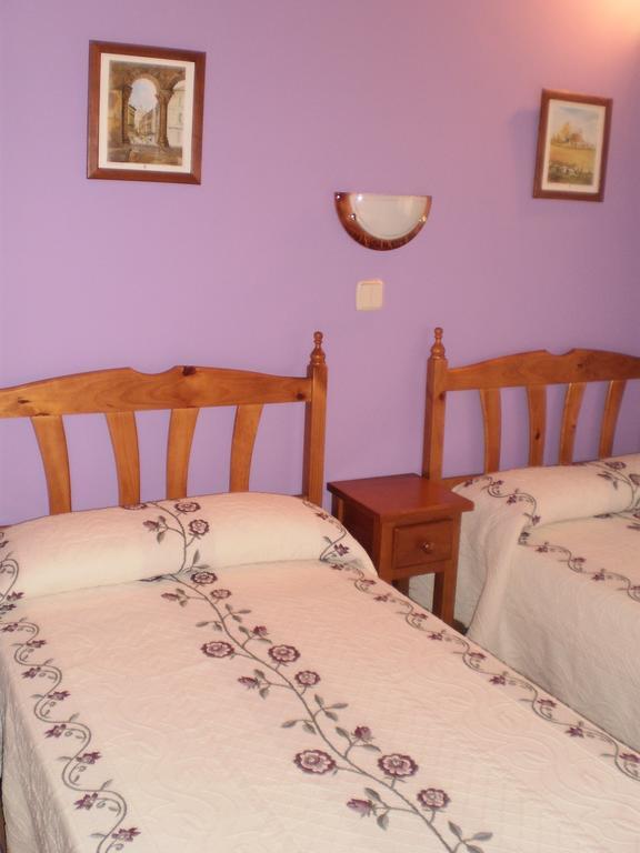 Los Olmos Holiday Home Fuentiduena ภายนอก รูปภาพ